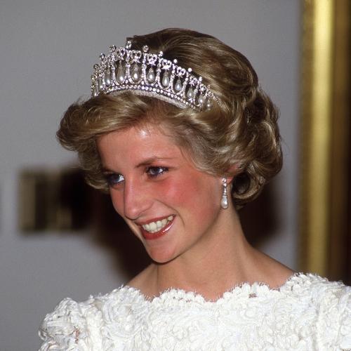 The Crown Officially Has Its Young Princess Diana!