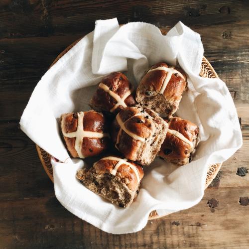 Hey, Brisbane! Here’s Where You Can Get Hot Cross Buns Delivered to Your Home!