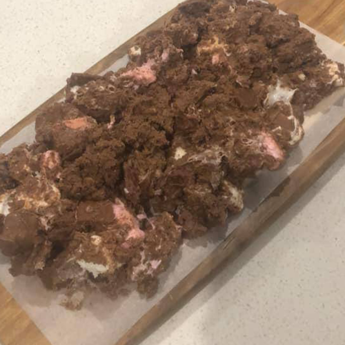 People Have Gone Crazy For This Four-Ingredient Rocky Road Recipe