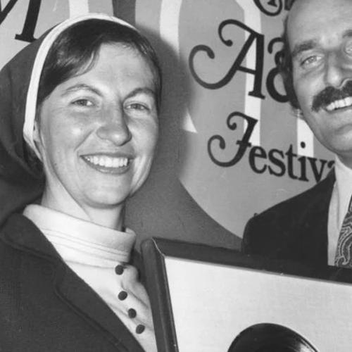 Sister Janet Mead, The Singing Nun, Dies At 83